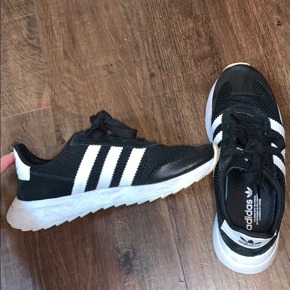 Adidas Black Sneaker
